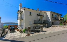Apartment Mira